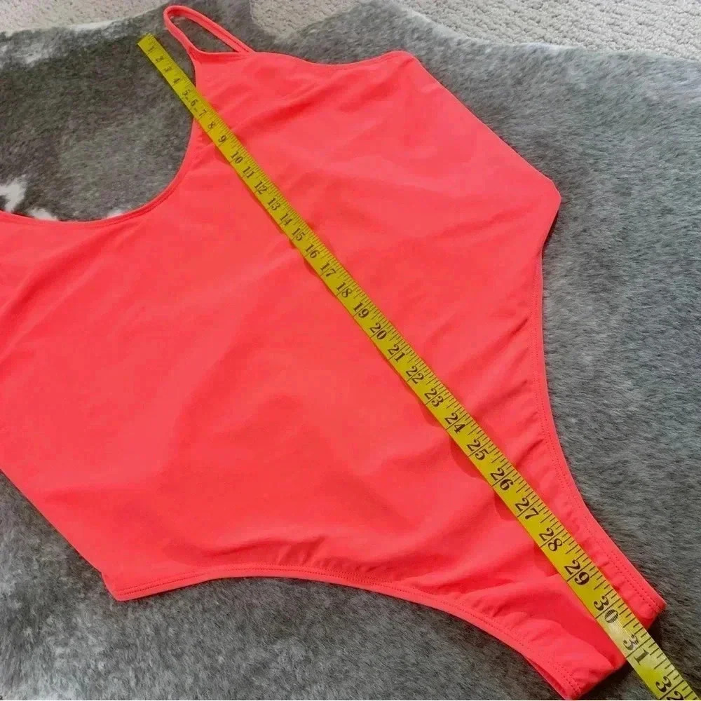 NWT Fabletics Low Back One Piece Swimsuit - Picture 10 of 11
